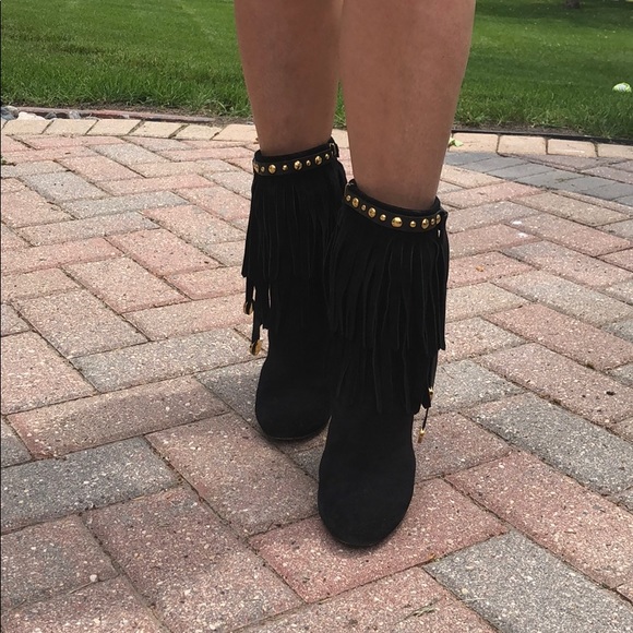 Gucci suede fringe Devandra runway boots - Picture 2 of 12